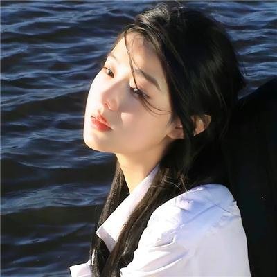 红。白。蓝